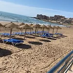 Under The Palm Trees 公寓 托雷维耶哈