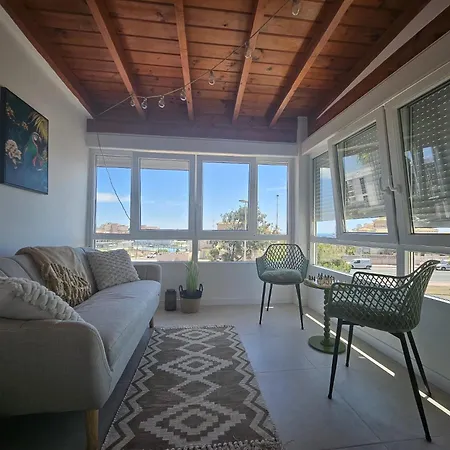 公寓 Under The Palm Trees