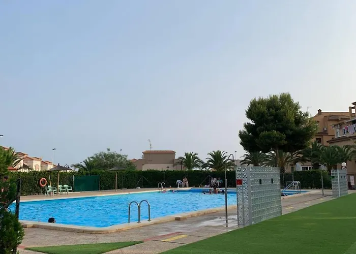 Under The Palm Trees 公寓 托雷维耶哈